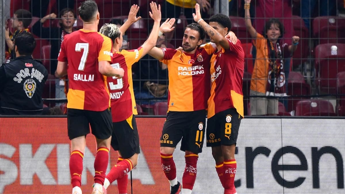 Galatasaray'ın Şampiyonlar Ligi kadrosu açıklandı