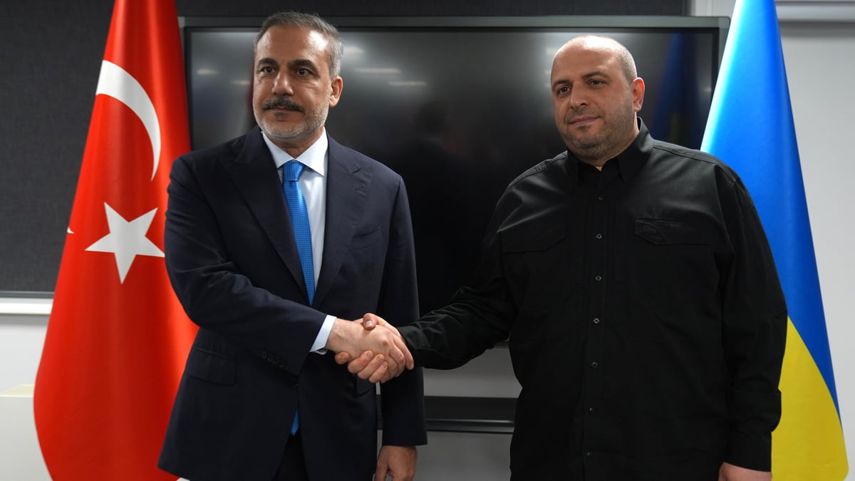 Dışişleri Bakanı Hakan Fidan ile Ukrayna Savunma Bakanı Rüstem Umerov