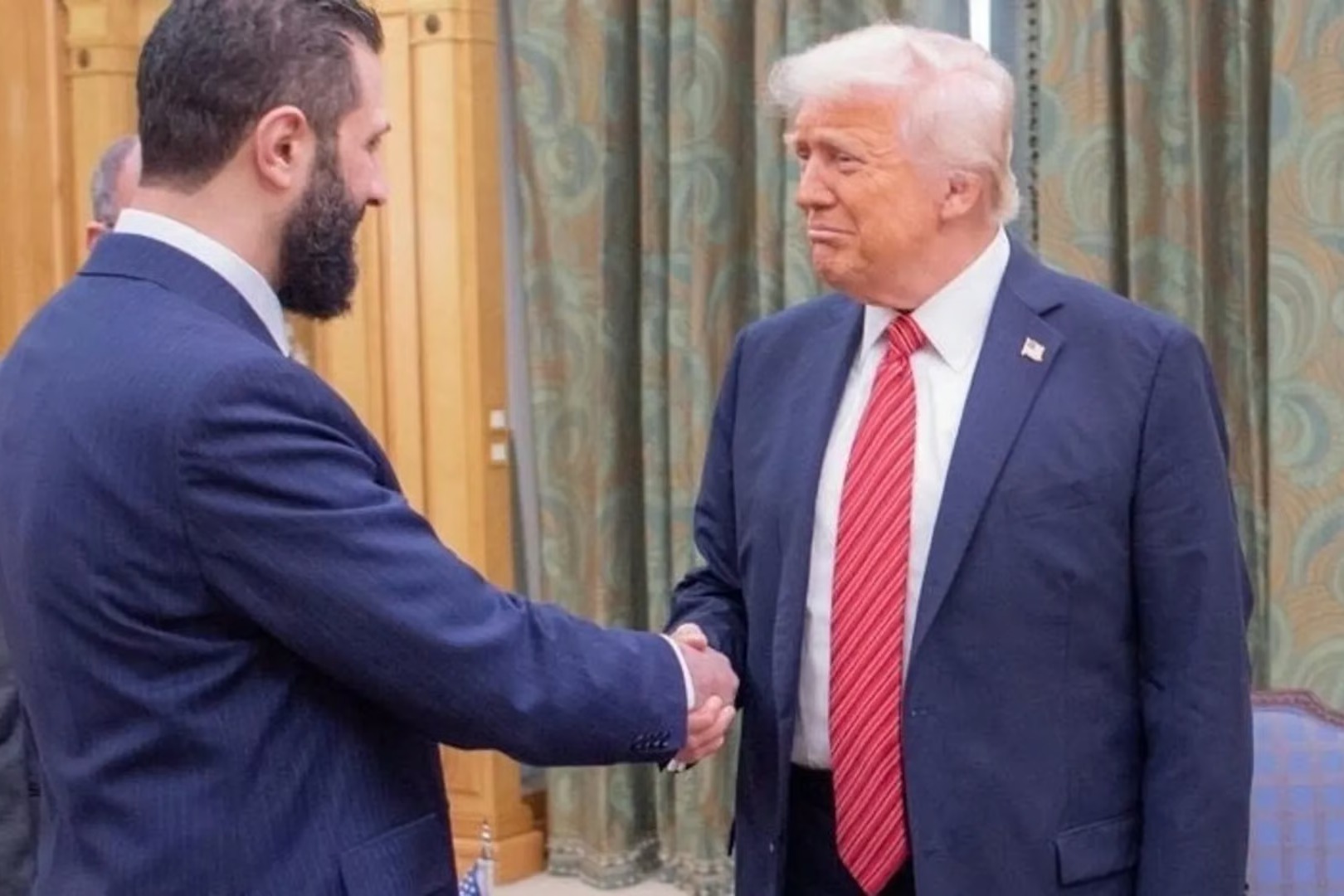 US Backs Syria’s New Leader to Counter Iran and Islamic State