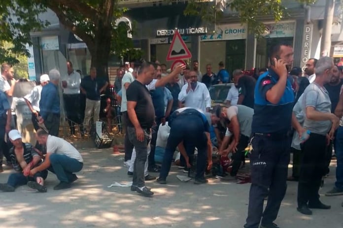 Bursa'da cuma namazı sonrası cemaate silahlı saldırı