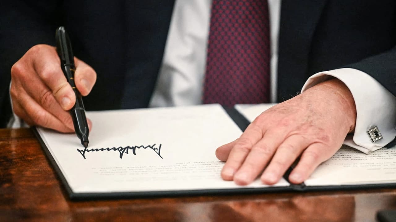 Uzay için yeni hamle: Trump’tan ABD Uzay Akademisi kararnamesi