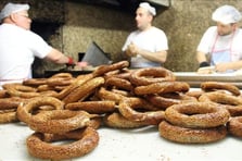 Resmi zam yok ama simit zamlandı: 25 lira 