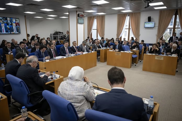 2026 yılı bütçe görüşmeleri TBMM komisyonunda başladı