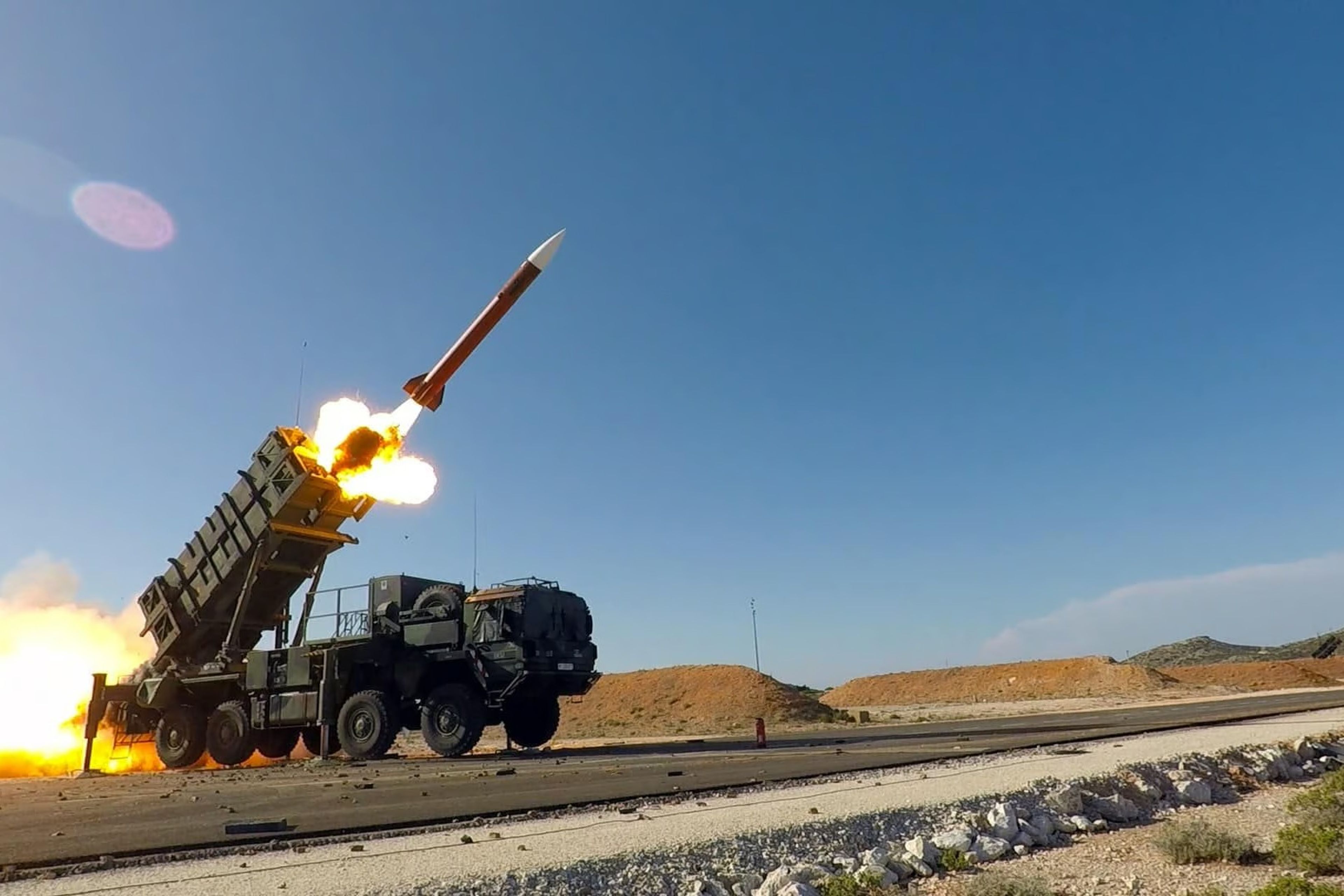 Ukrayna yeni Patriot sistemleri teslim alacak