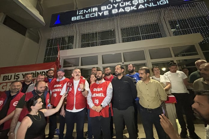 İzmir Büyükşehir Belediyesinde grev kararı sonrası sendika şube başkanlarından açıklama