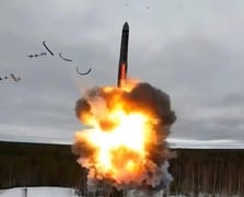 Rusya, Oreshnik balistik füzesinde seri üretime başladı