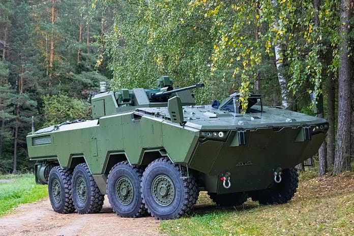 Belarus, yeni nesil zırhlı muharebe aracının seri üretimine başladı