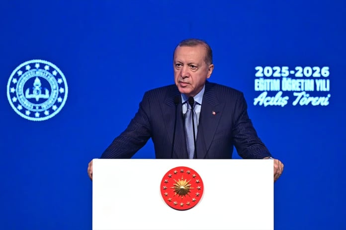 Cumhurbaşkanı Erdoğan: Fail olan 16 yaşındaki bir şahıs yakalanmıştır