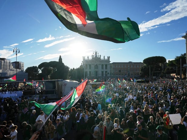 Puglia Bölgesi İsrail hükümetini savcılığa şikayet etti