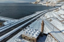 Bitlis'te kar yağışı etkili oldu: 314 köy yolu ulaşıma kapandı