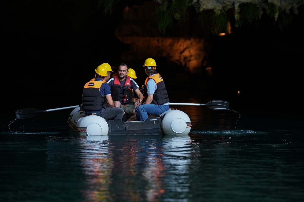 Antalya'nın gizemli mağarası "Altınbeşik Mağarası"