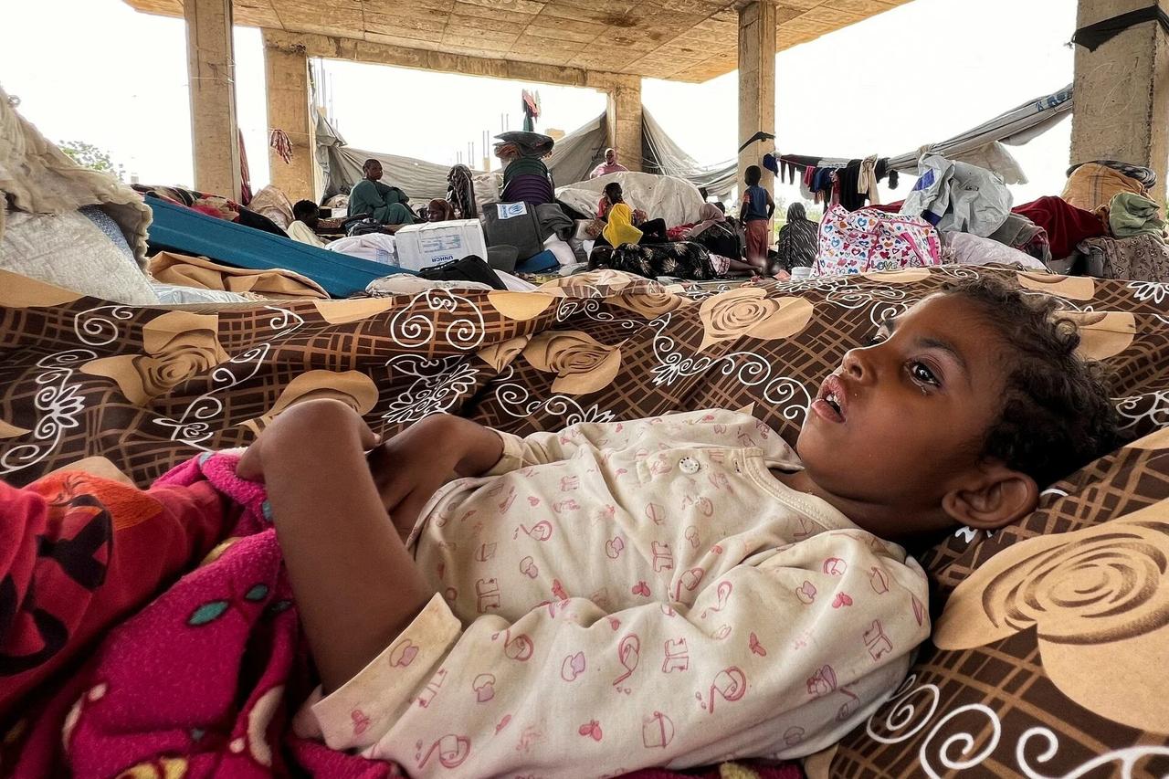 Sudan'da bir günde 1400'den fazla kişi yerinden edildi