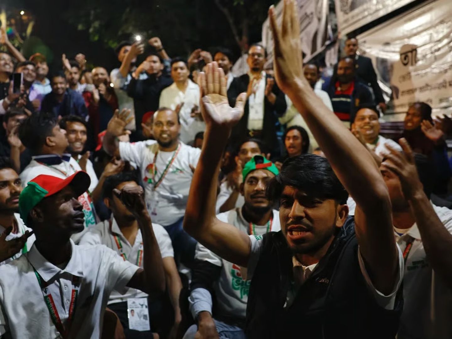 Bangladeş'teki seçimlerde BNP zaferini ilan etti