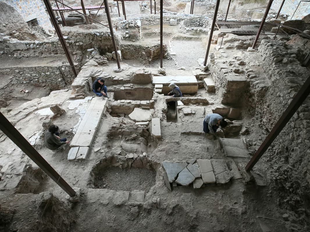 İznik'te Bizans şapeli ve Osmanlı hamamı bulundu