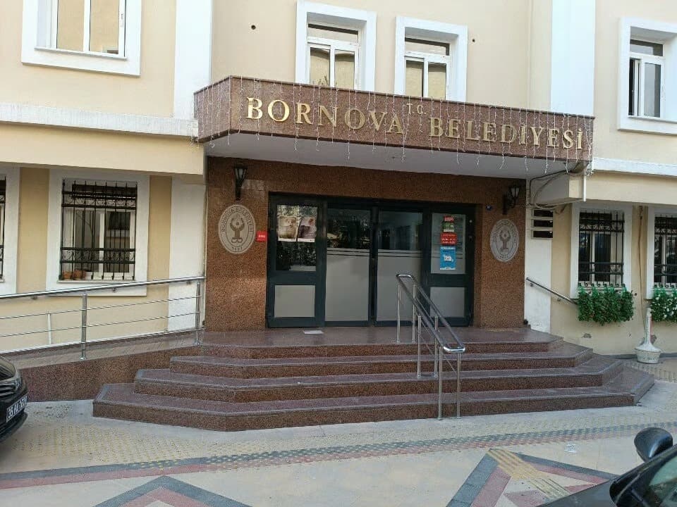 Uşak'tan Bornova'ya uzanan 'hayalet çalışan' operasyonu