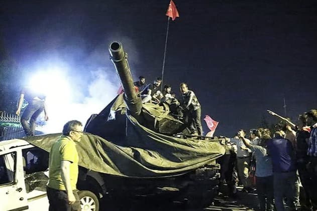 FETÖ'nün darbe girişiminin üzerinden 10 yıl geçti