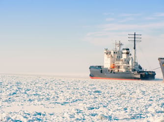 China Eyes Arctic 'Ice Silk Road' to Bypass Chokepoints
