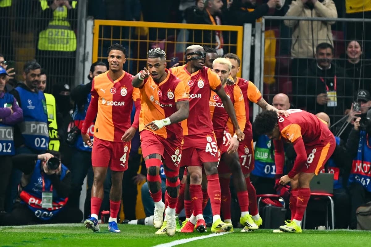 Galatasaray Devler Ligi'nde avantajı kaptı: Liverpool’u tek golle geçti