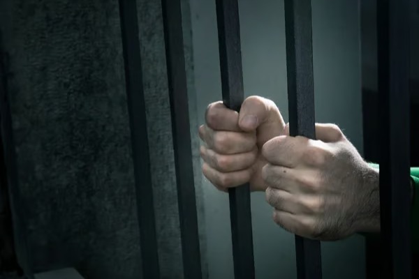 Bolu Cezaevi'nde dehşet: Tutuklu Baba, Açık görüşte 4 yaşındaki kızını öldüresiye dövdü