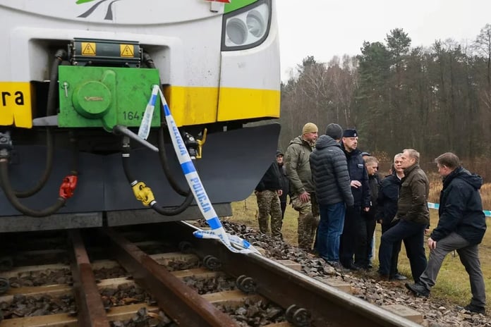 Varşova-Lublin demiryouna patlayıcıyla sabotaj