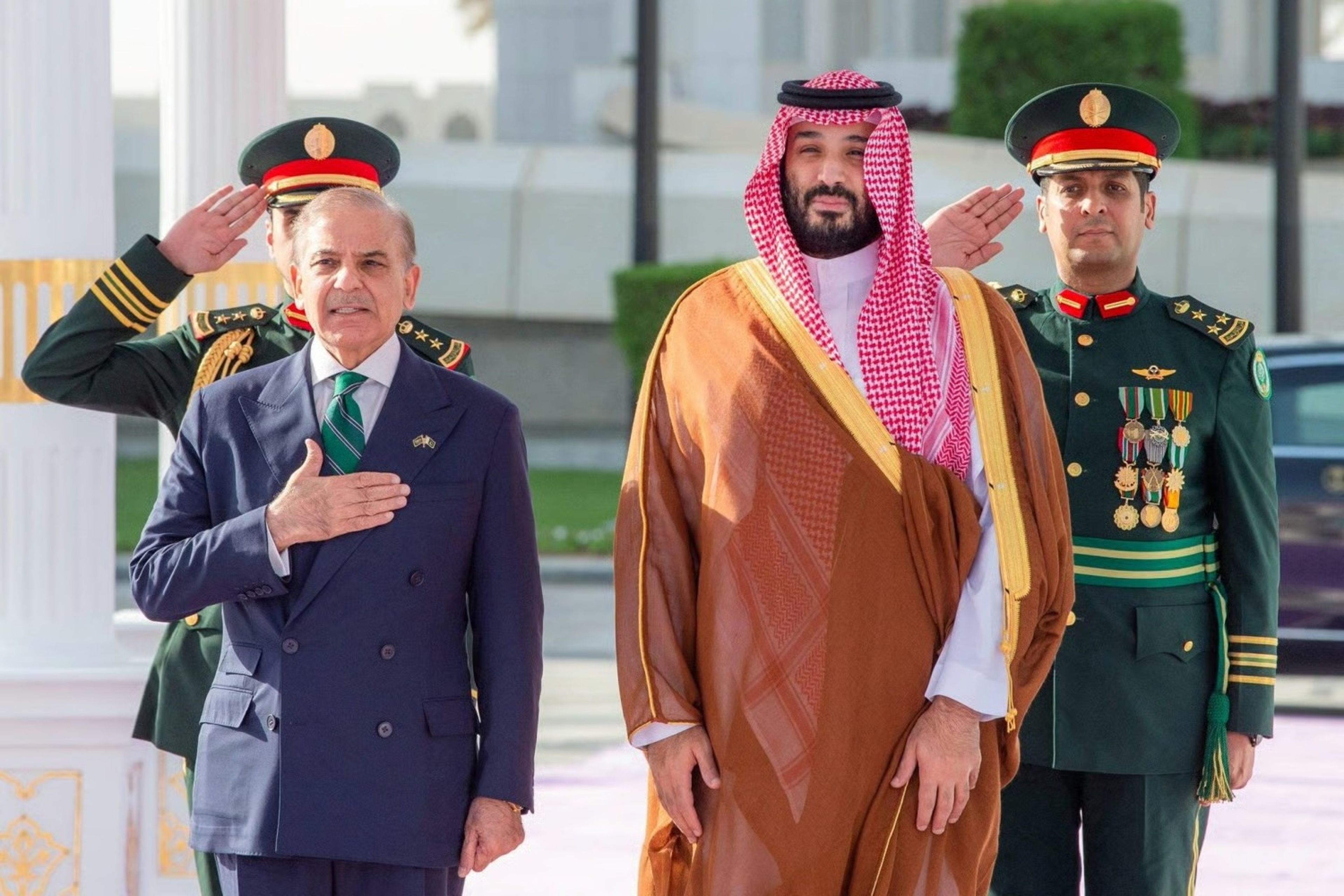 Pakistan: Nükleer kapasitemiz Suudi Arabistan ile savunma anlaşması kapsamında kullanılabilir