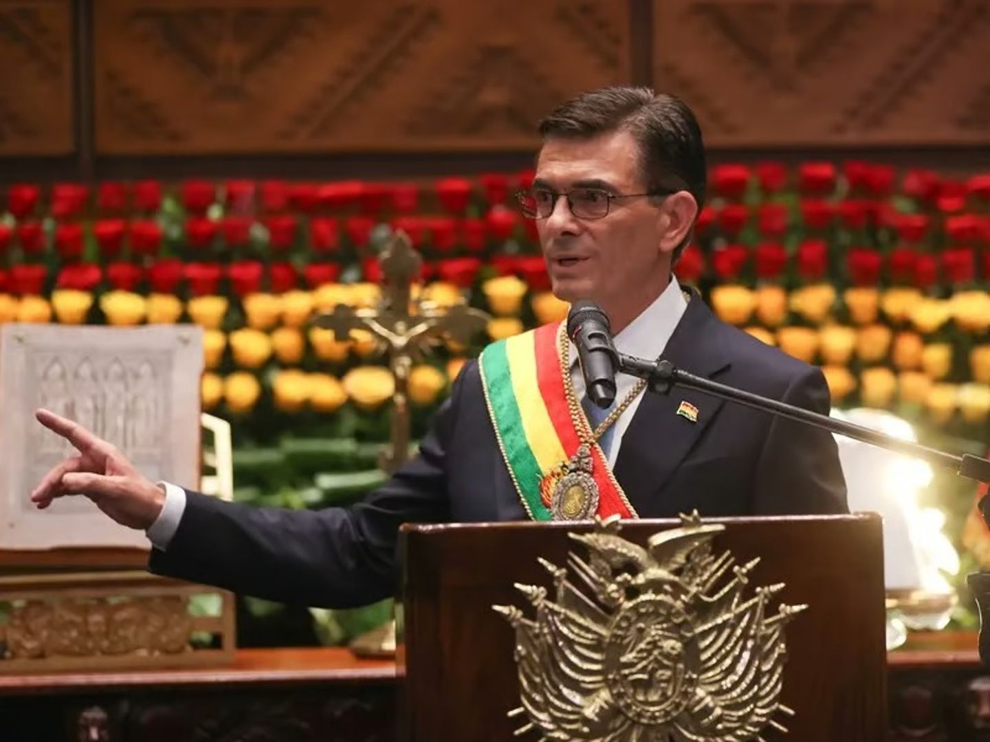Bolivya’da yeni dönem: Rodrigo Paz yemin ederek göreve başladı