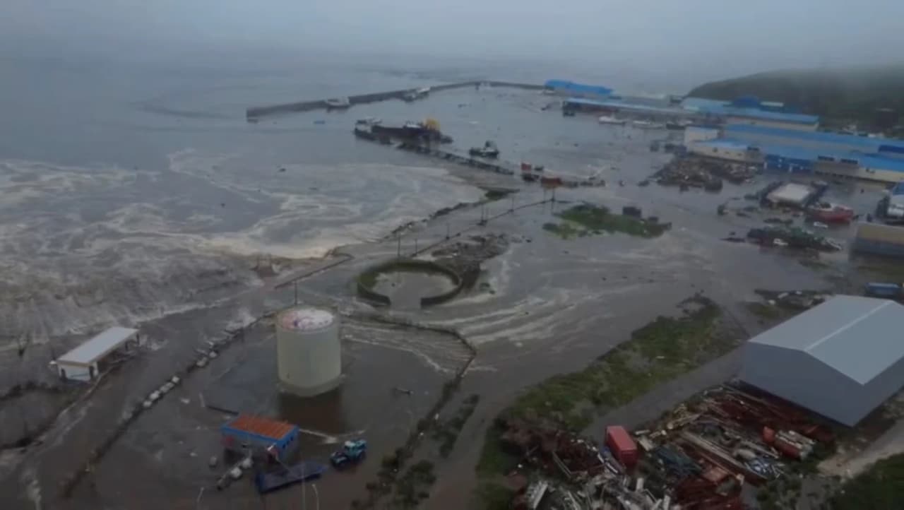 Rusya’daki büyük depremin ardından ABD’de tsunami alarmı