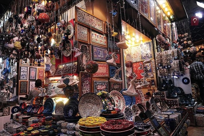 Turistlerin hediyelik eşyaya ilgisi rekor kırdı