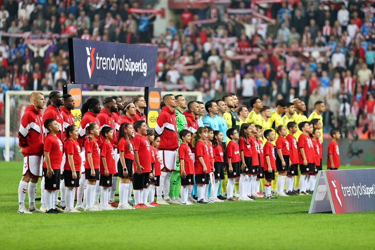 Süper Lig'de 8. haftanın panoraması: Zirve mücadelesinde yeni dengeler, namağlup takımlar