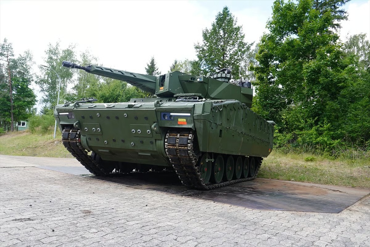 Rheinmetall, Ukrayna’ya Lynx zırhlıları veriyor