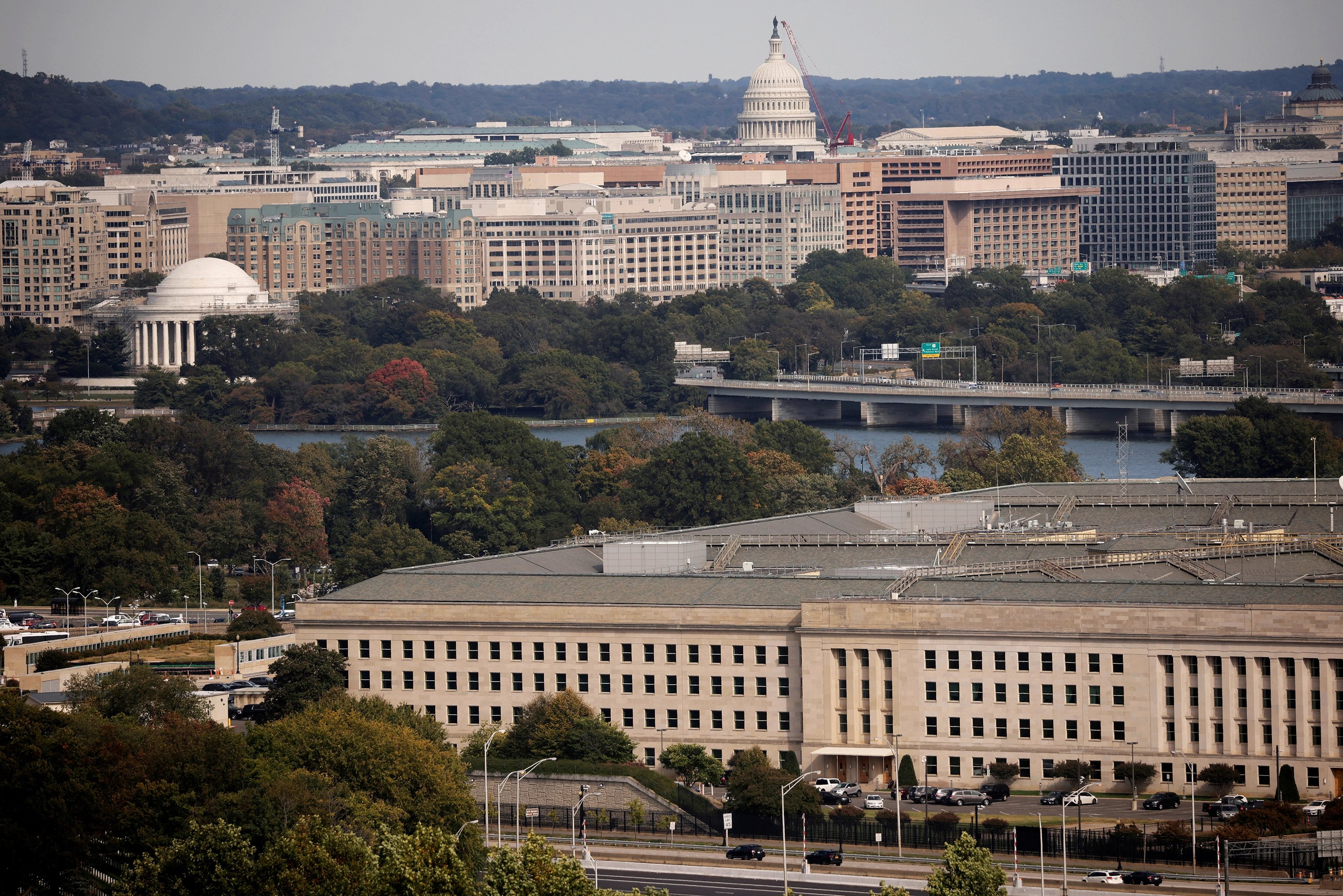 Trying to Battle Leaks, Pentagon Restricts Classified Access