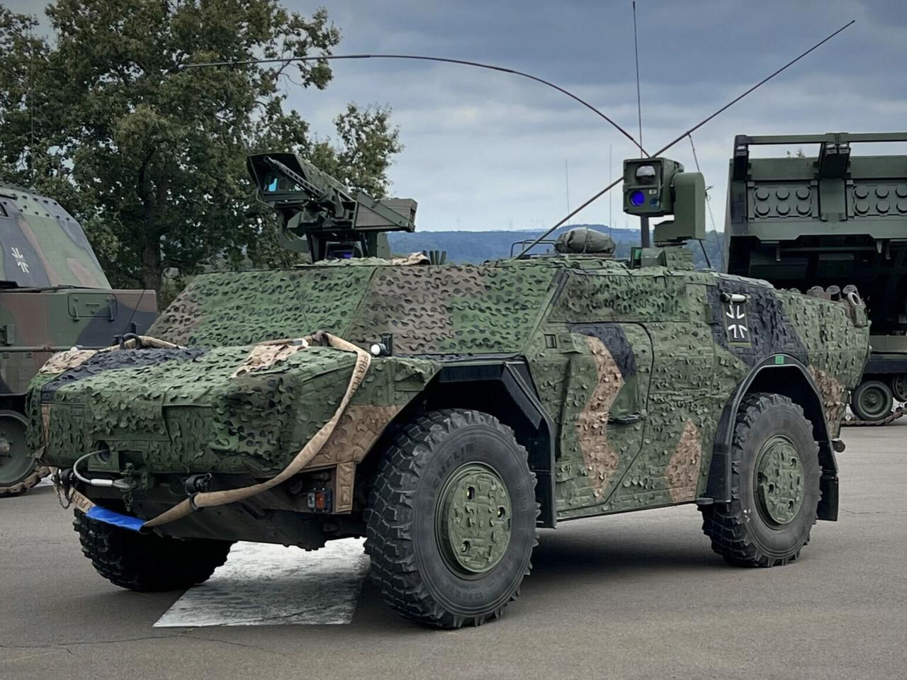 Hollanda’dan Fennek ve PzH 2000’e yeni kamuflaj sistemi
