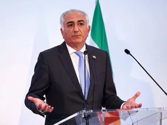 İran Türkleri Rıza Pehlevi'yi istemiyor