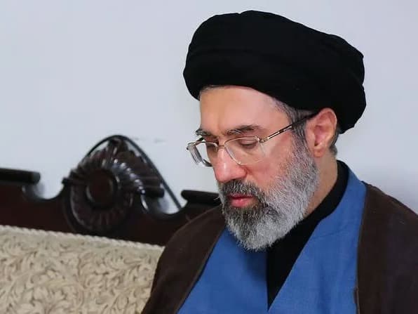 Mücteba Hamaney İran'ın yeni Dini Lideri oldu