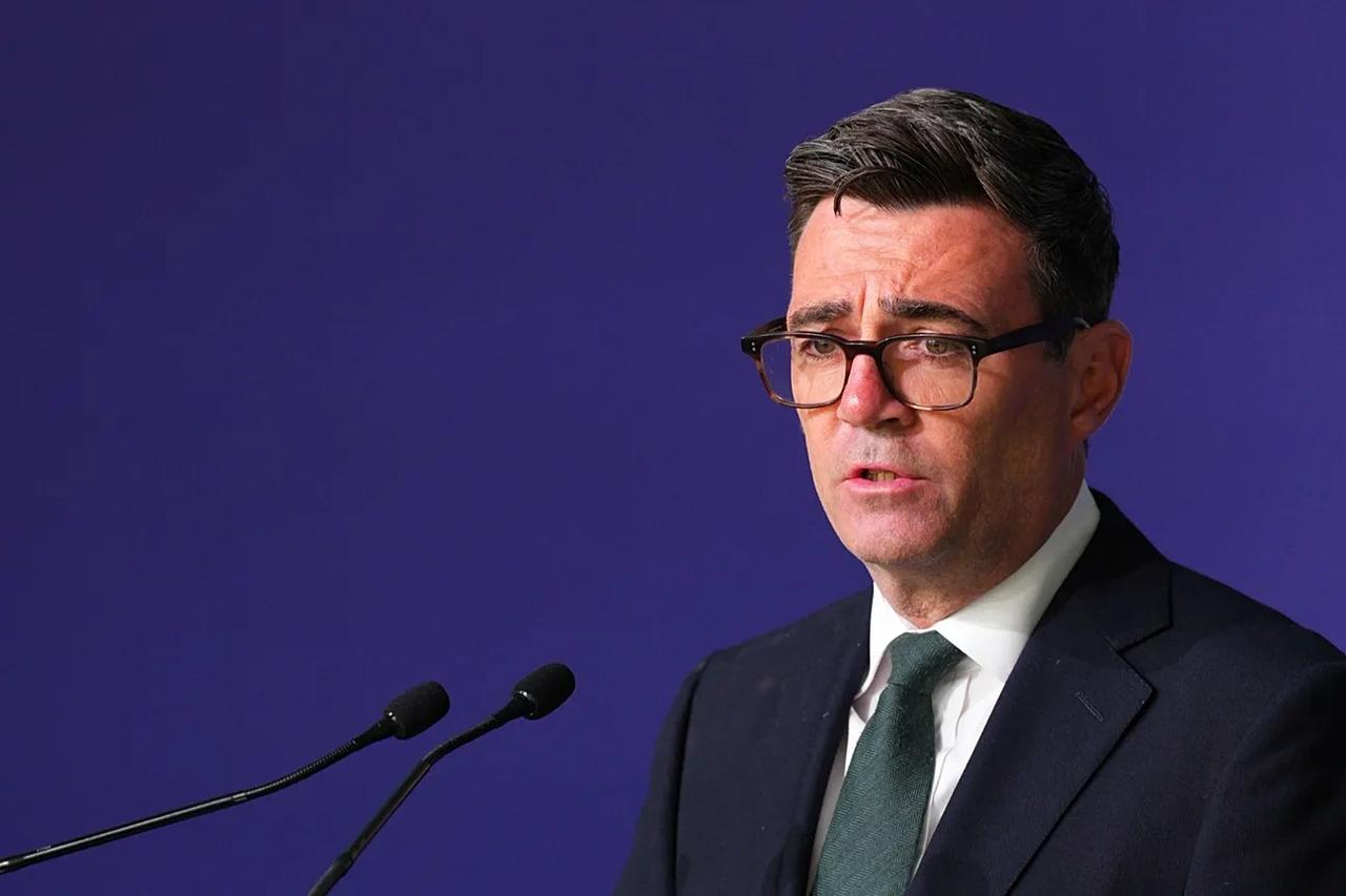 İngiltere Başbakanı Burnham'dan AB'ye yeniden katılım açıklaması