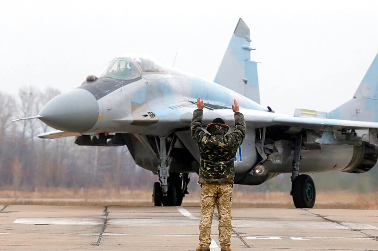 Poland to Send Two MiG-29s to Ukraine