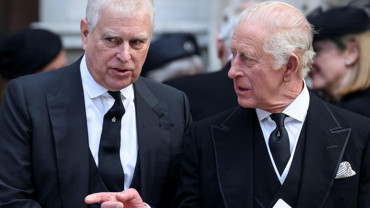 Prens Andrew ve Kral Charles - BBC