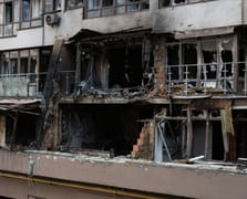 Rusya Kiev'de sivil yerleşim yerlerini vurdu: En az 6 ölü