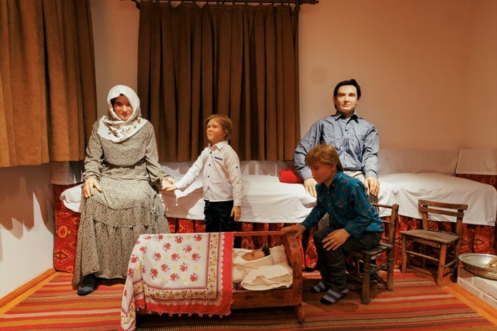 Müzede iki dönem anlatılıyor