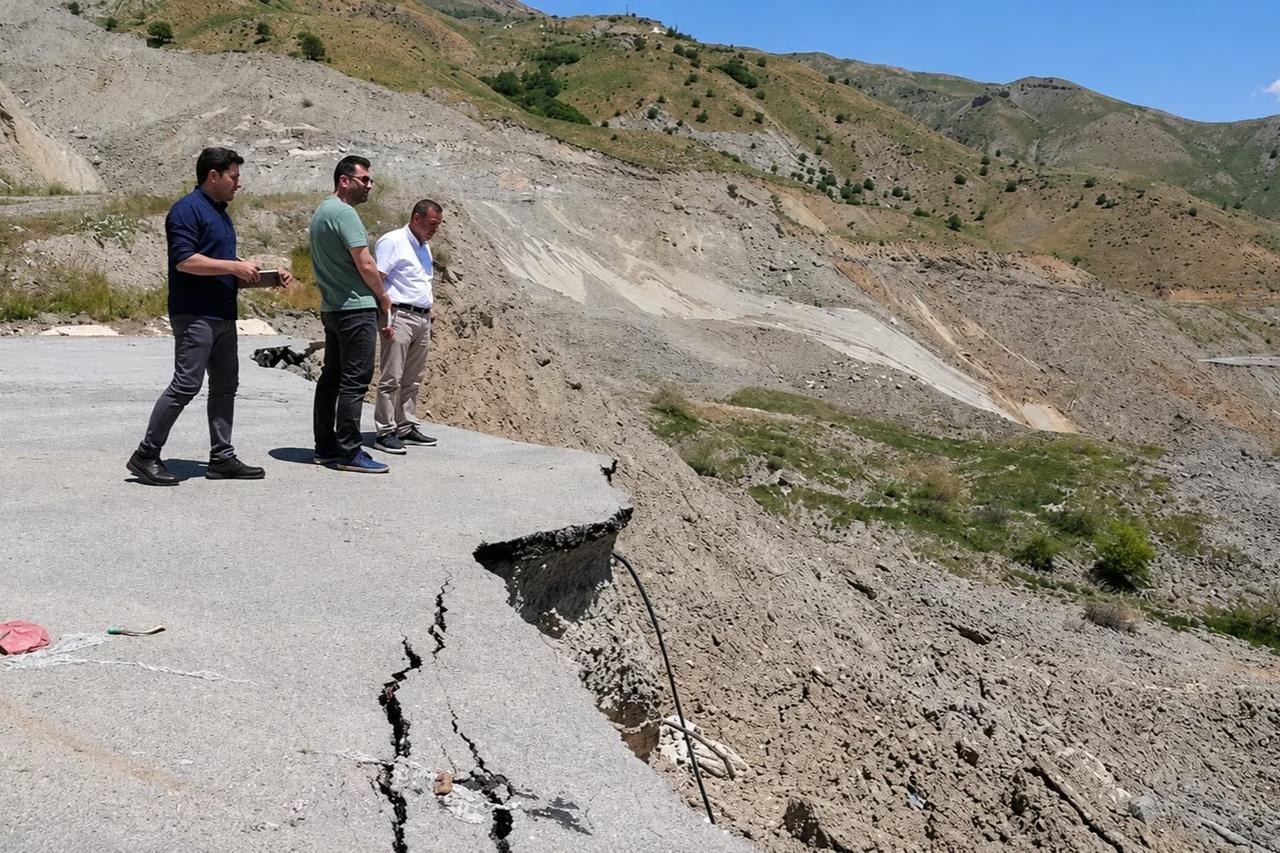 Hakkari'deki heyelanın boyutu ortaya çıktı! Risk sürüyor