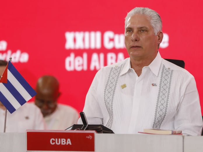 Küba'dan ABD ile diyalog açıklaması: Hazırız