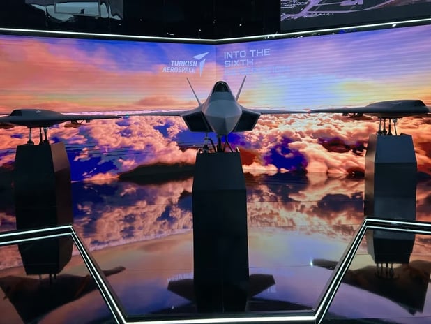 Milli Muharip Uçak KAAN dünya sahnesine bu kez yeni nesil tanıtımla çıktı