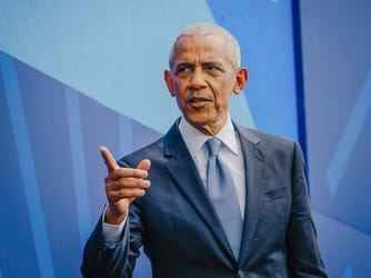 Obama Criticizes Costly Iran War