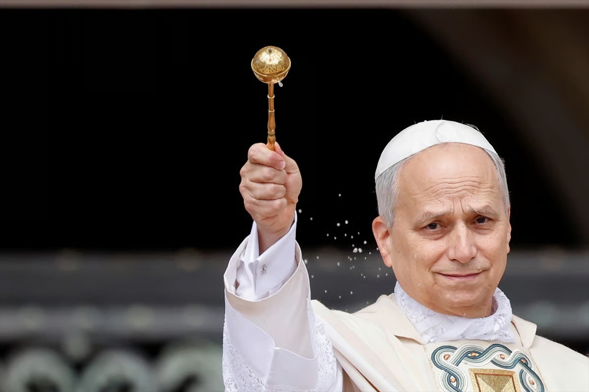 Papa 14. Leo göreve başladı