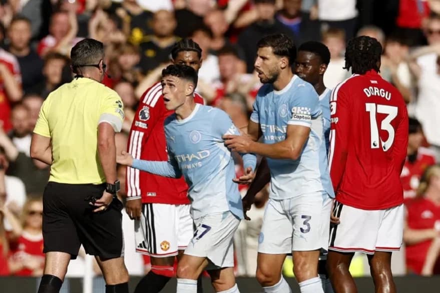 Manchester City derbisindeki VAR hakemlerine verilen yaptırımlar