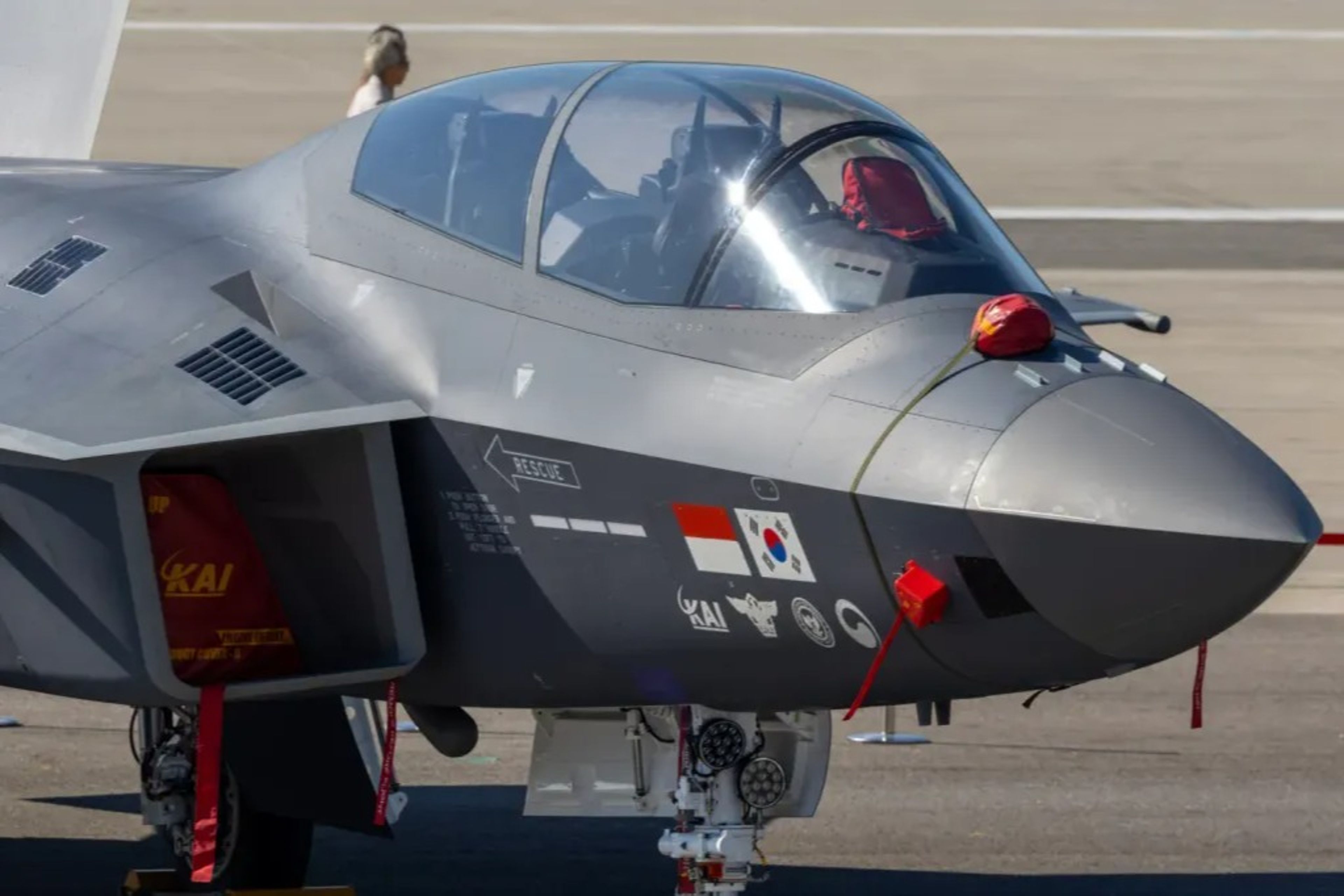 Güney Kore KF-21'in stealth varyantını tanıttı