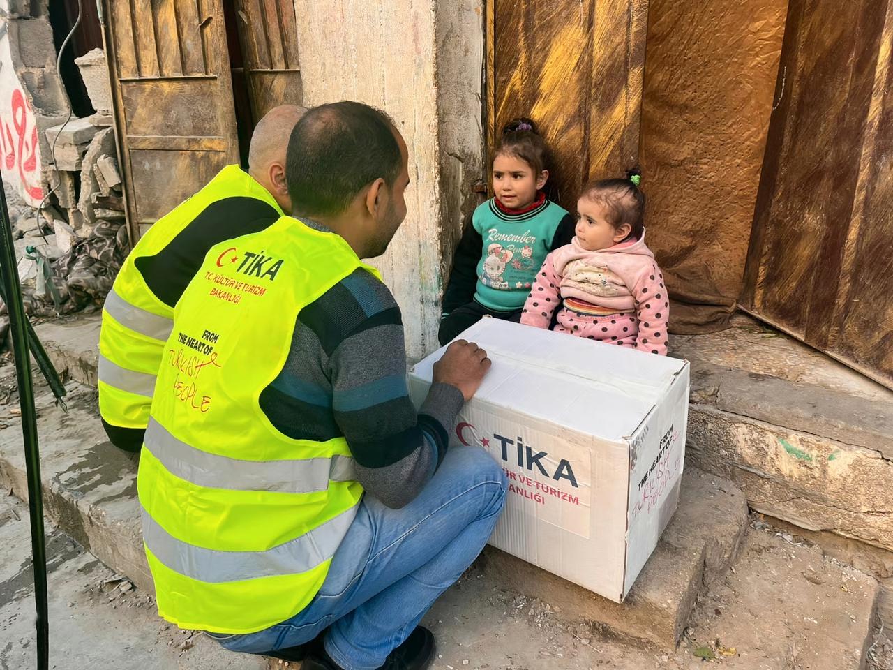 TİKA  2025'te 2 milyondan fazla kişiye yardım etti