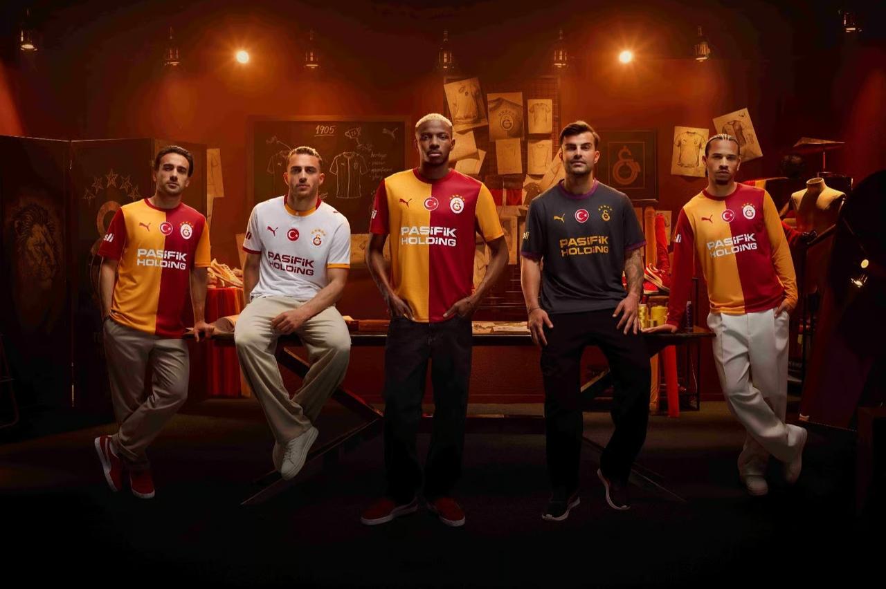 Galatasaray, 2026-27 sezonu formalarını tanıttı