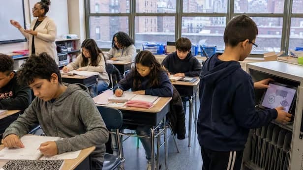 New York'ta okullarda yapay zeka kullanımına geçici yasak
