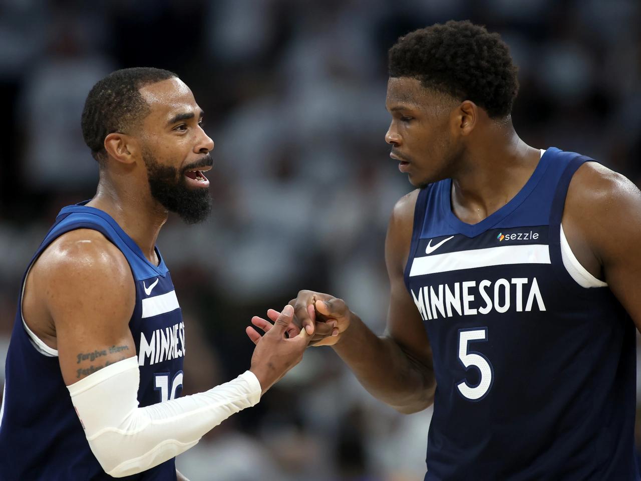 NBA'de batıda finalist belli oldu, doğuda seri kızıştı